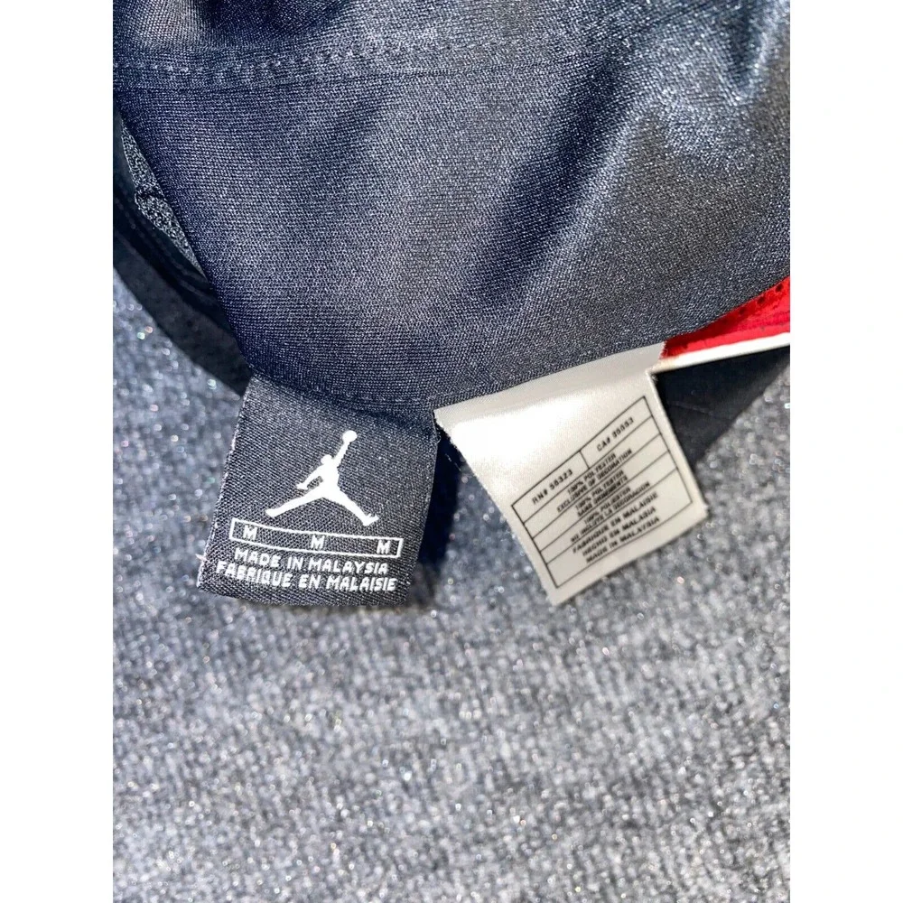 Jordan Athletic Shorts Mens Medium Black Mesh Reversible Elastic Waist Pony Logo